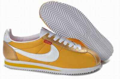 nike ninja blanche,chaussure nike a sport 2000,nike cortez nylon prix